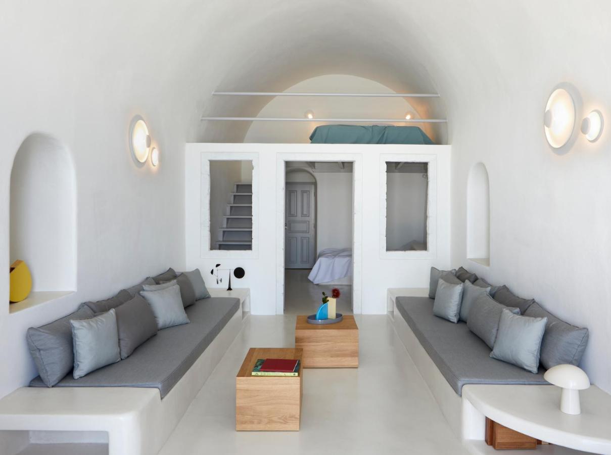 Inspire Santorini Luxury Villas Fira  Extérieur photo