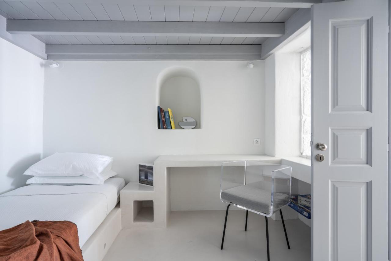 Inspire Santorini Luxury Villas Fira  Extérieur photo