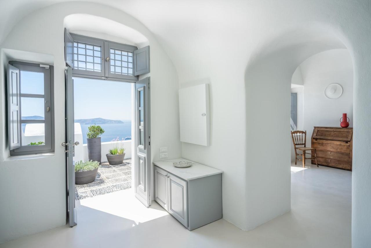 Inspire Santorini Luxury Villas Fira  Extérieur photo