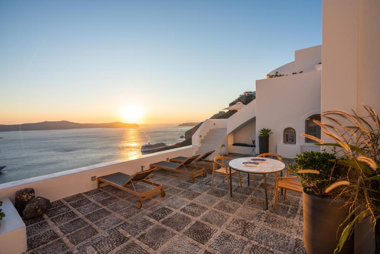 Inspire Santorini Luxury Villas Fira  Extérieur photo