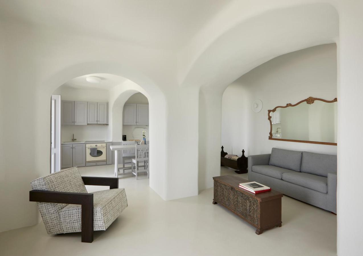 Inspire Santorini Luxury Villas Fira  Extérieur photo