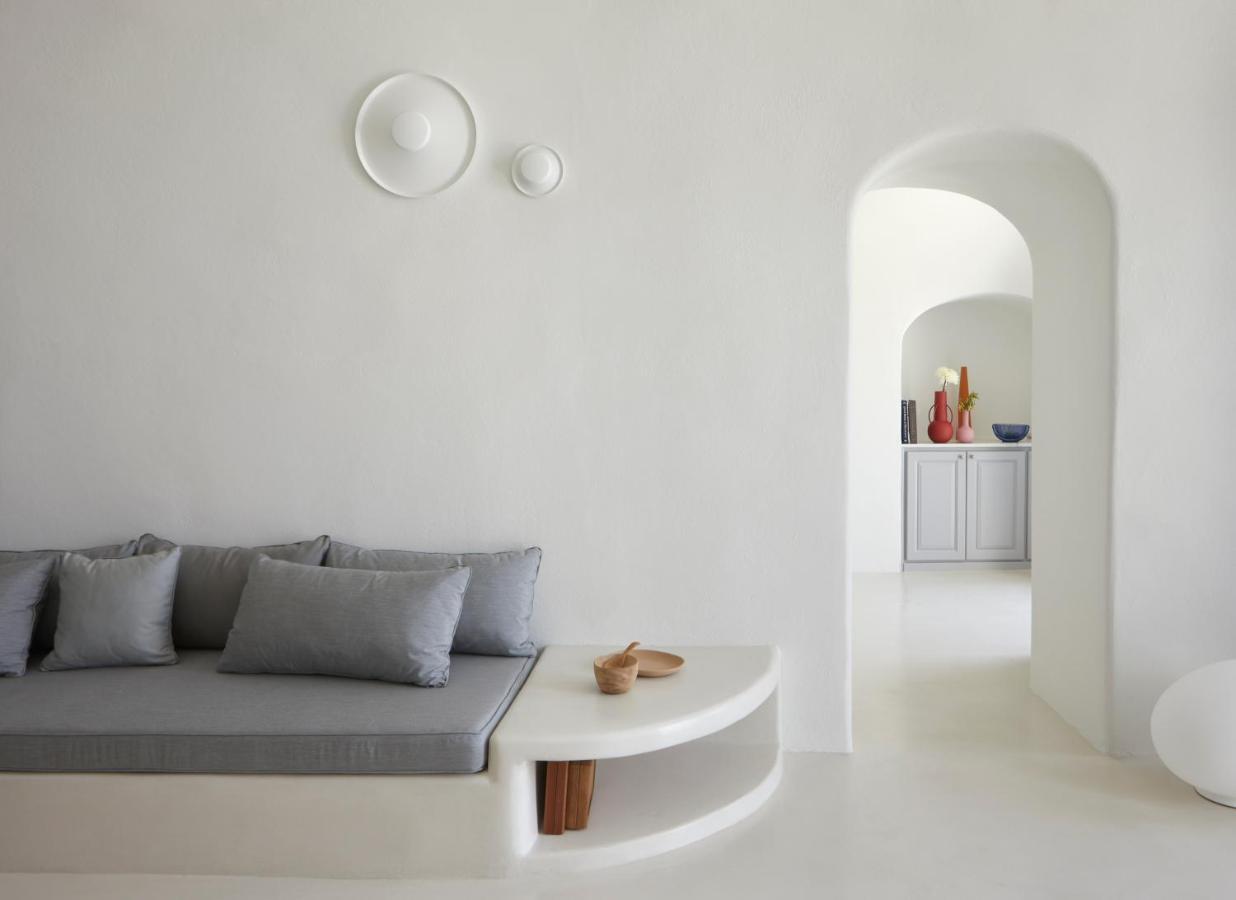 Inspire Santorini Luxury Villas Fira  Extérieur photo